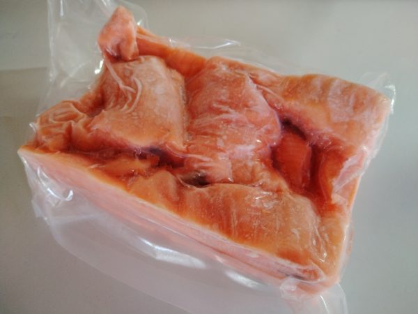 Salmón en Cubos Premium ($14.000/Kg)
